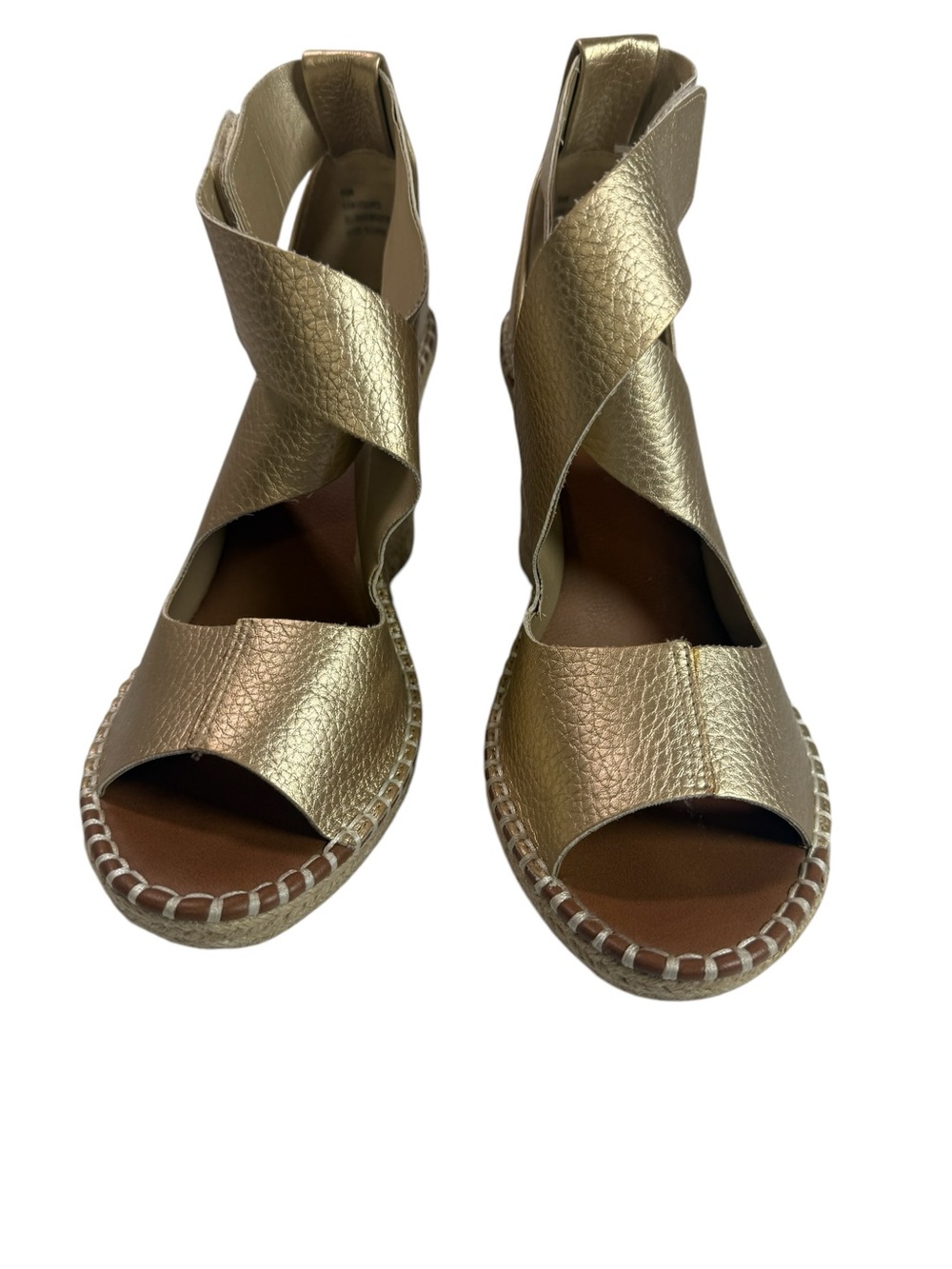 Rampage Wedge Espadrille Sandals in Metallic Gold
Size 9.5 - Picture 3 of 11